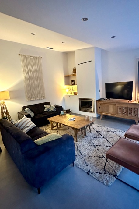 Chica Del Mar - living